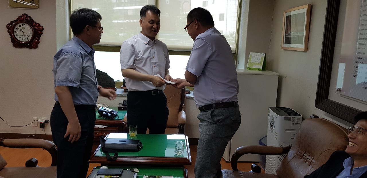 '한빛 이사장배 쇼다운대회' 찬조금 전달~!