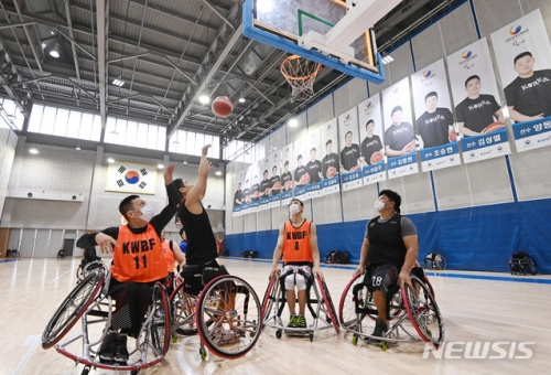 [기사] 구슬땀 흘리는 패럴림픽 국가대표 농구 선수들