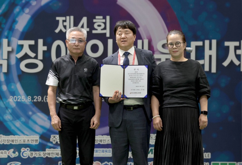 09. 대표선수 선서 볼링 김병남 유은혜_2.JPG