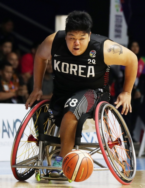 [기사] [도쿄패럴림픽] ‘휠체어농구 서장훈’ 김동현, 스페인전에서 자신감 얻었다