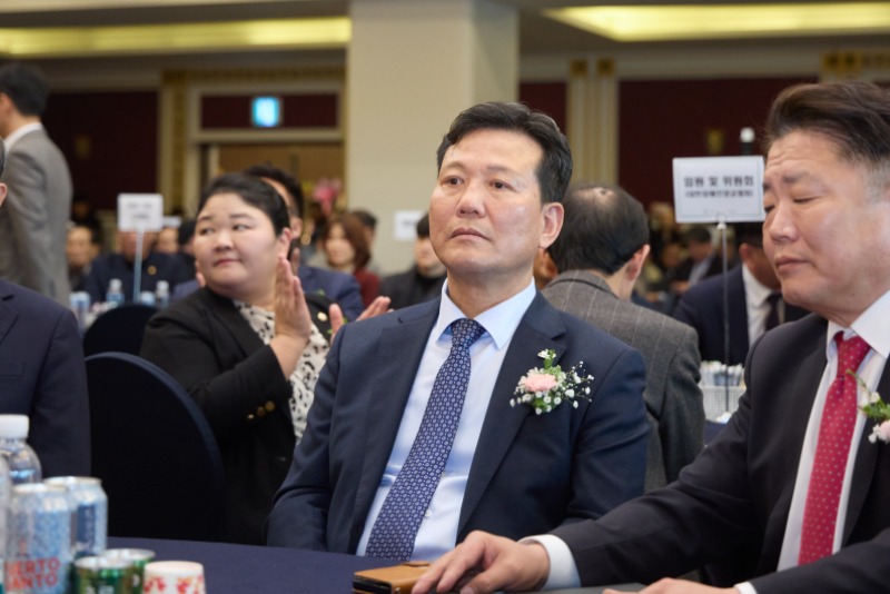 20250304 대한장애인양궁협회장 이취임식 (18).jpg