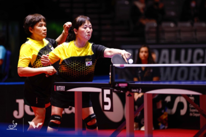 ITTF 문성금, 김성옥.jpg